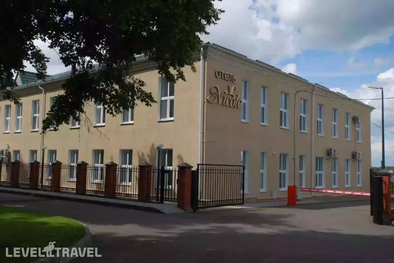 Отель Николь