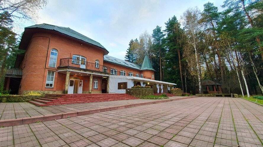 Загородный клуб Бисерово