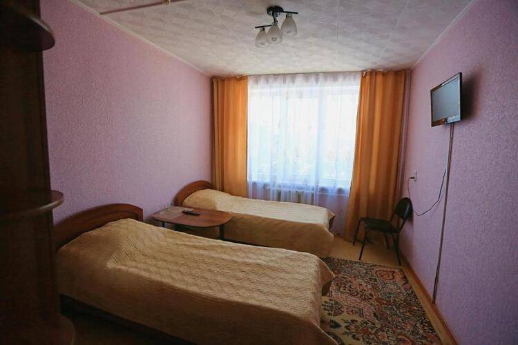 Отель Восток