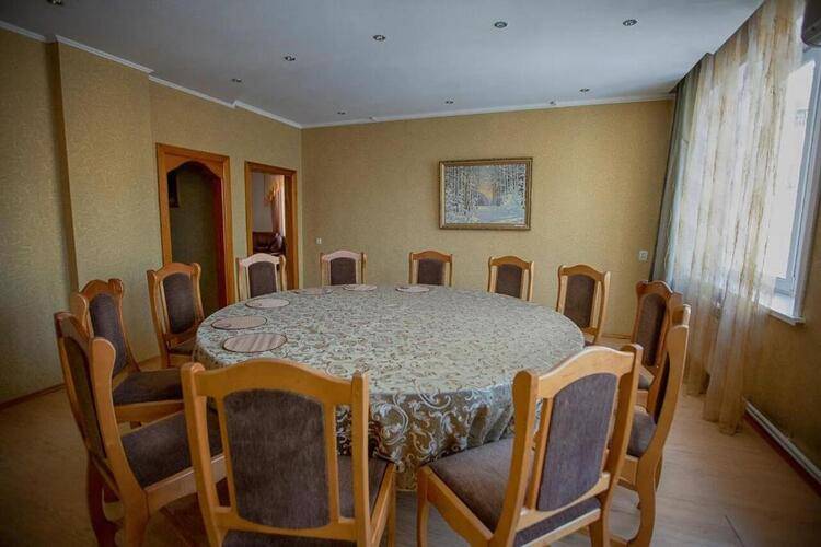 Отель Восток