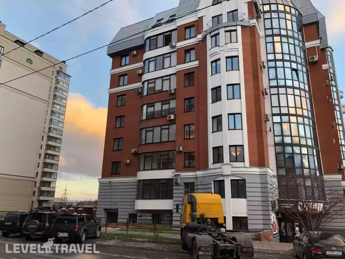 ЖивиТУТ на проспекте Комсомольский 40