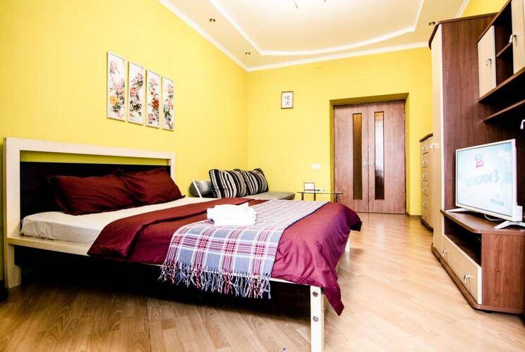 ЖивиТУТ на проспекте Комсомольский 40