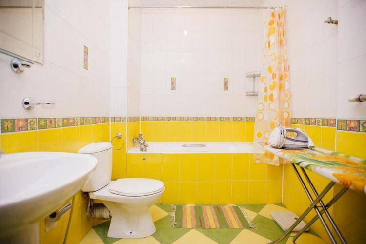 ЖивиТУТ на проспекте Комсомольский 40