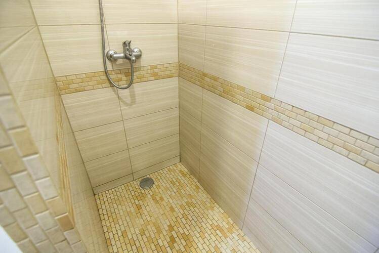 ЖивиТУТ на проспекте Комсомольский 44