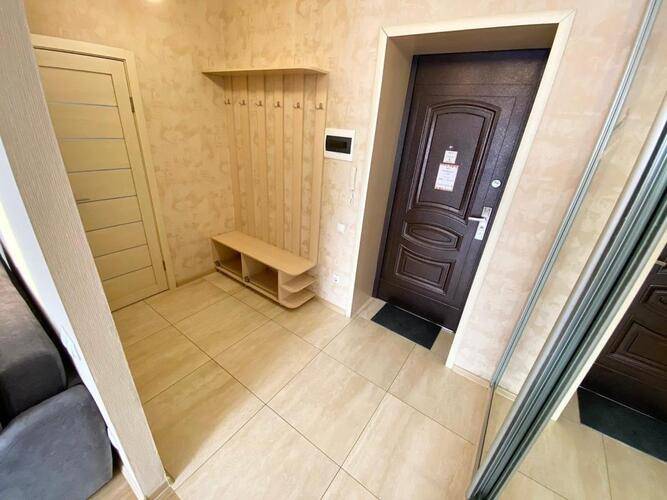 ЖивиТУТ на проспекте Комсомольский 80Е