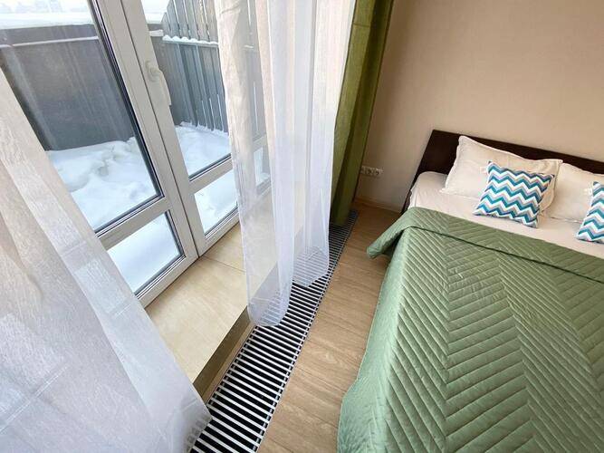 ЖивиТУТ на проспекте Комсомольский 80Е