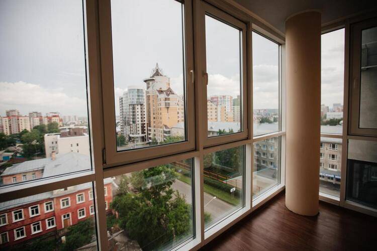 ЖивиТУТ на проспекте Комсомольский 80Е