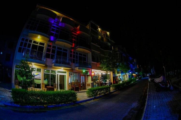 Sunny Suites Inn