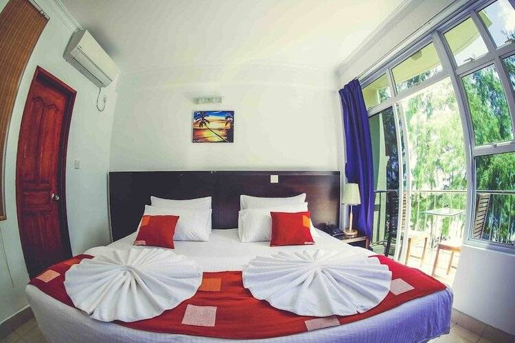 Sunny Suites Inn