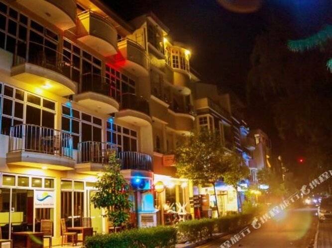 Sunny Suites Inn