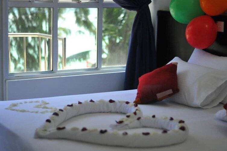 Sunny Suites Inn