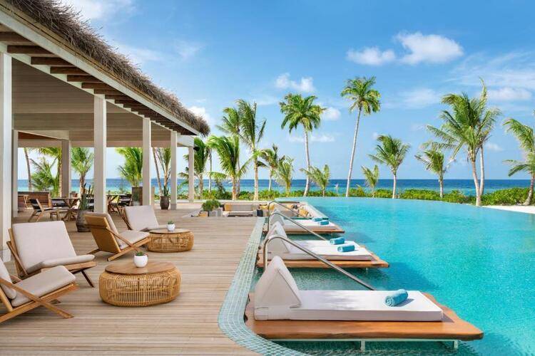 Hilton Maldives Amingiri Resort & Spa