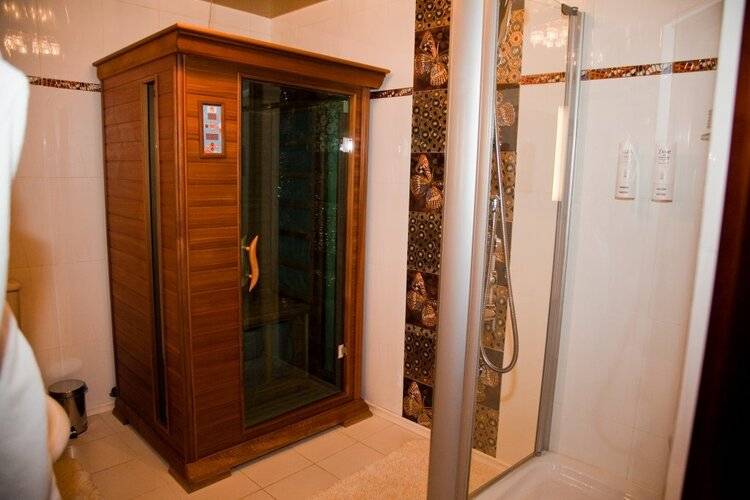 Отель Ренессанс
