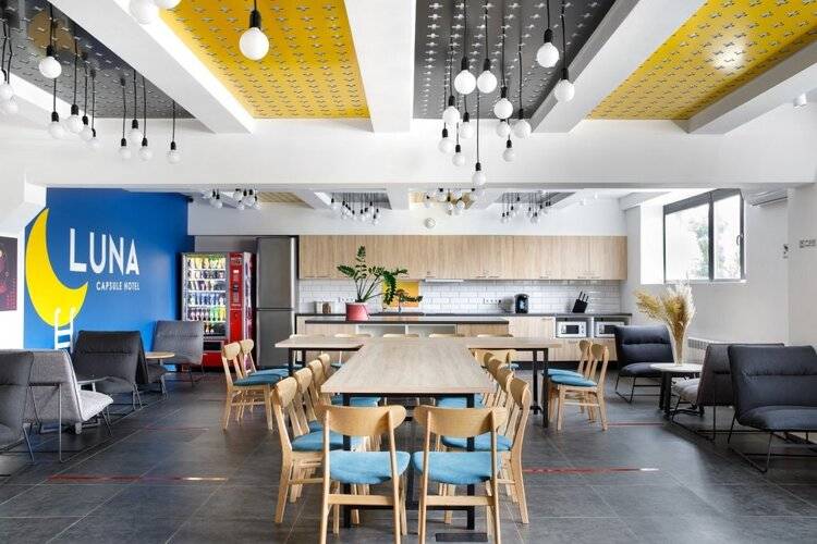 Капсульный отель Luna Capsule