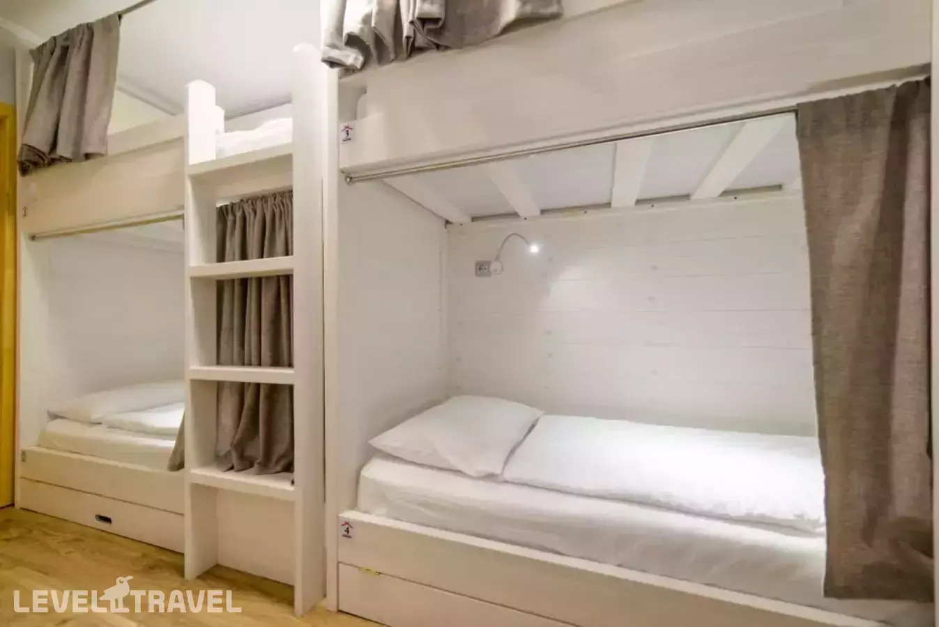 Хостел Изба