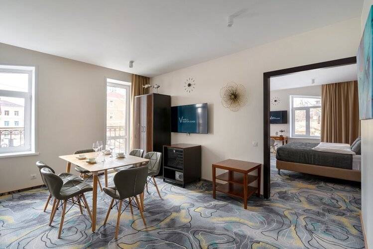 Отель V Hotel&Rooftop Lounge