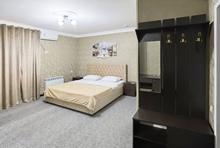 Отель Эмир