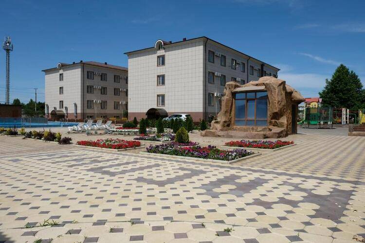 Каспий Избербаш Отель & Аквапарк