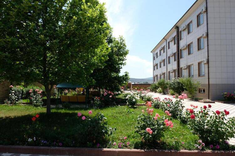 Каспий Избербаш Отель & Аквапарк