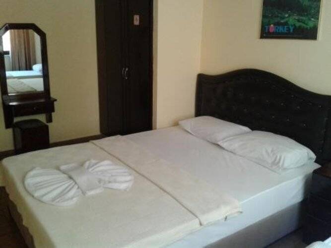 Defne Zevkim Hotel