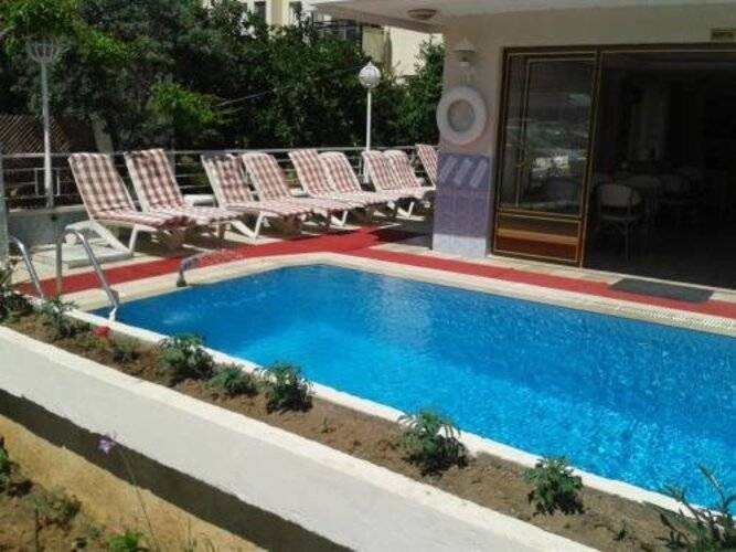 Defne Zevkim Hotel