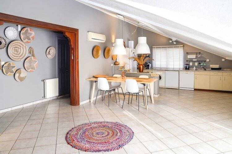A&B Home Hotel