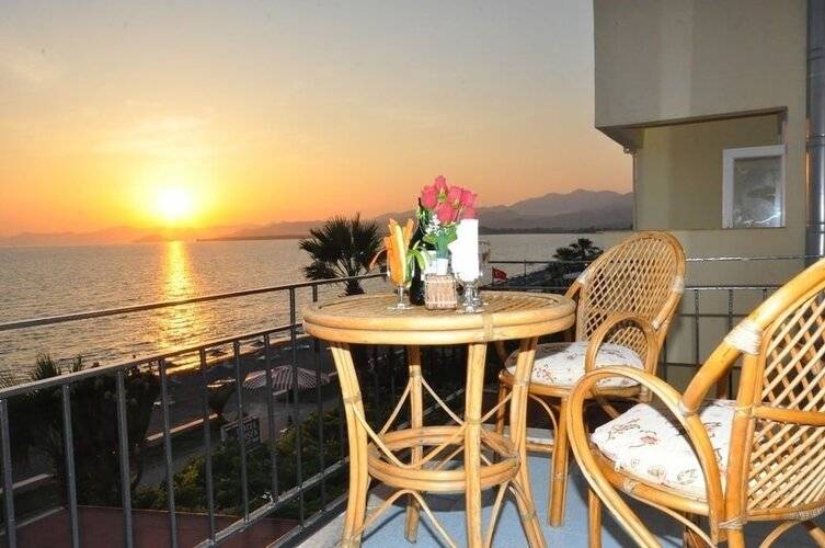Deniz Hotel