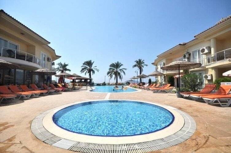 Sunset Beach Club Villas