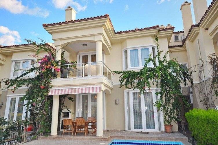 Sunset Beach Club Villas