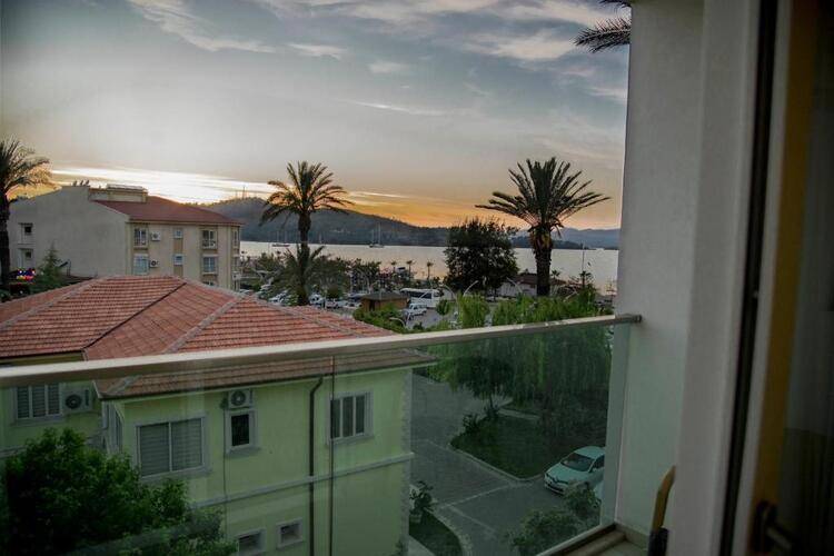 Yeniceri City Hotel