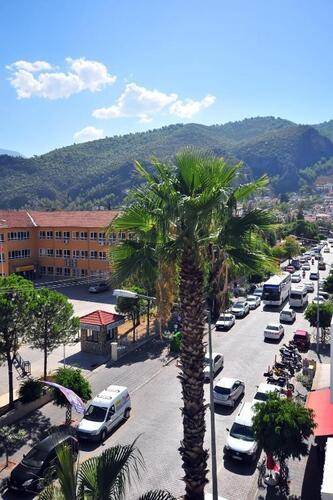 Yeniceri City Hotel