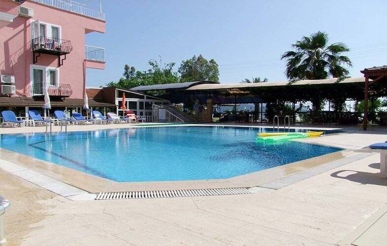 Yucel Hotel