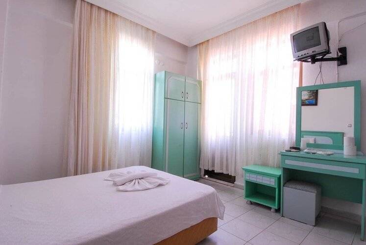 Yucel Hotel