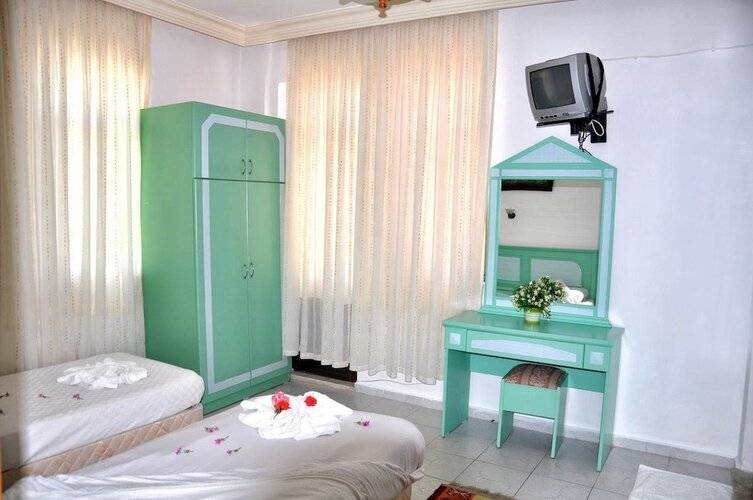 Yucel Hotel