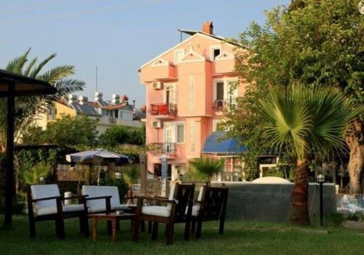 Yucel Hotel