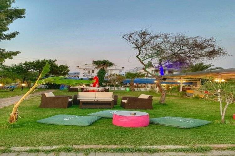 Yucel Hotel