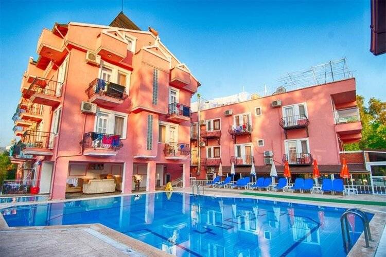 Yucel Hotel