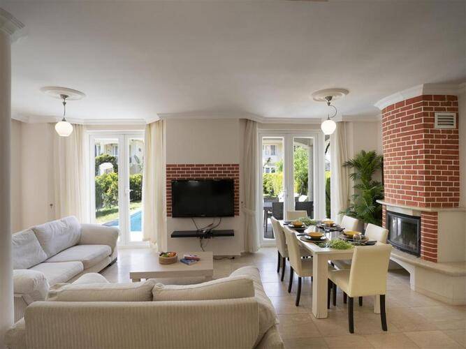 Sunset Beach Resort Aqua Lettings