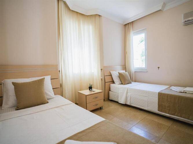 Sunset Beach Resort Aqua Lettings