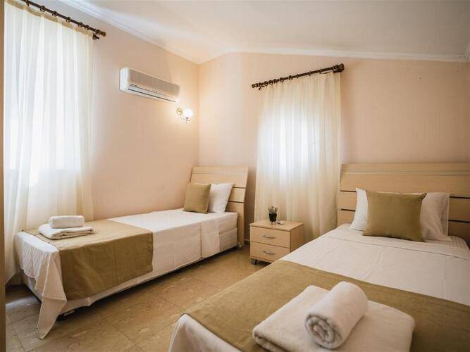 Sunset Beach Resort Aqua Lettings