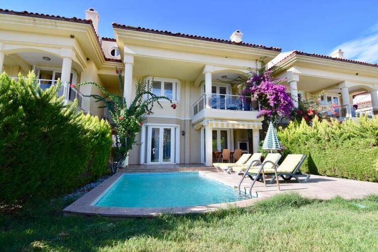 Sunset Beach Resort Aqua Lettings