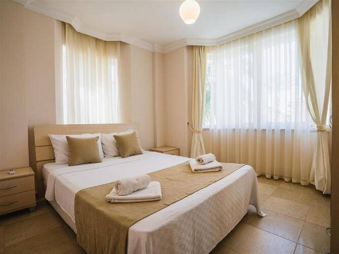 Sunset Beach Resort Aqua Lettings