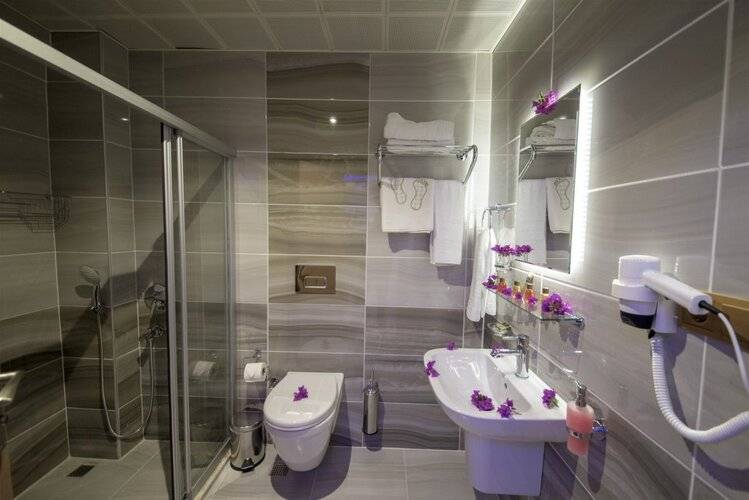 Kayi Hotel