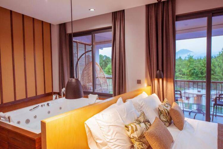 Arwen Hotel