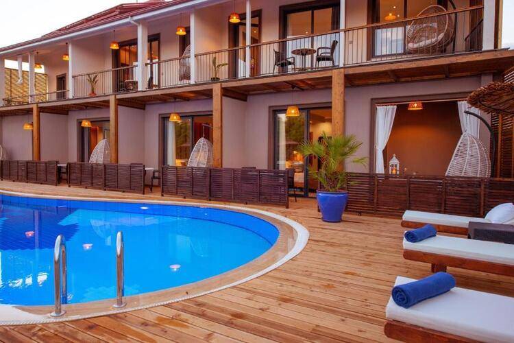Arwen Hotel