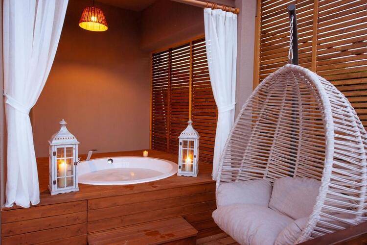 Arwen Hotel