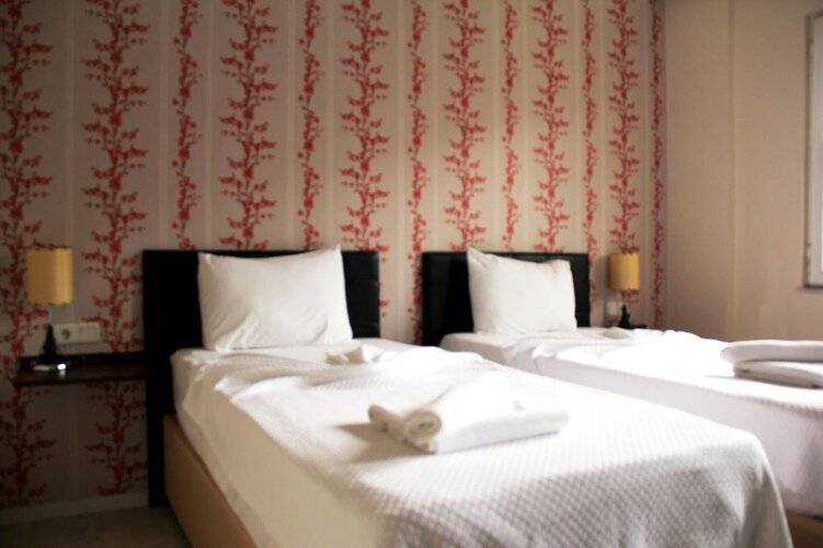 Dedeminn Garden Hotel