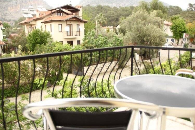Dedeminn Garden Hotel