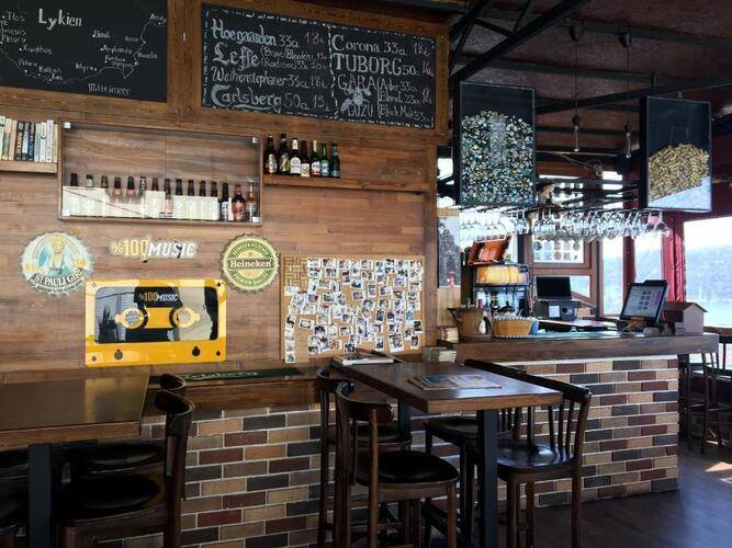 El Camino Hostel & Pub