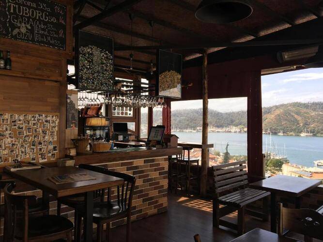 El Camino Hostel & Pub